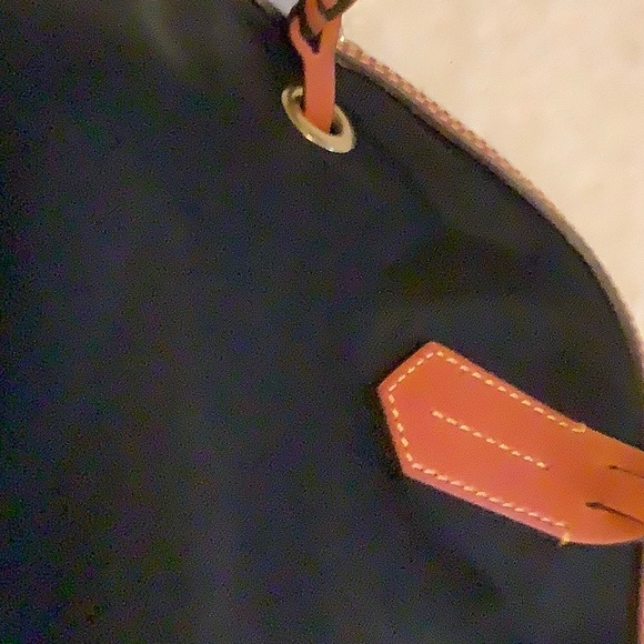 Dooney & Bourke handbag - Picture 10 of 11
